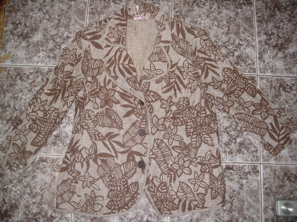 страхотно лятно, леко сако, тип риза на Аристон S Русе iliana_1961_Picture_1708.jpg Big