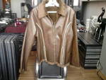 Супер топличко кожено яке кафяво със златни кантове XL намалено на -18лв P090111_10_56.jpg