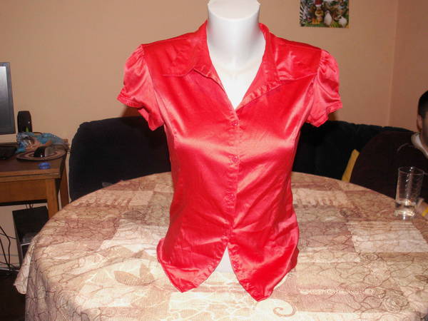 Сатетнена червена риза с къс ръкав BERSHKA PICT00741.jpg Big