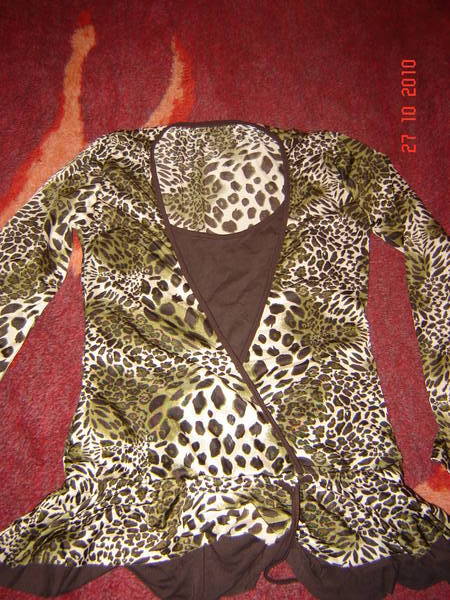 страхотна тигрова блузка/туника/ М DSC060991.JPG Big