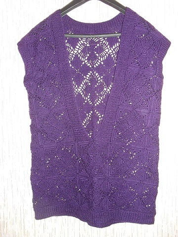 лилаво ръчно плетено пуловерче без ръкави Dulce_Carmen_SDC15620.JPG Big