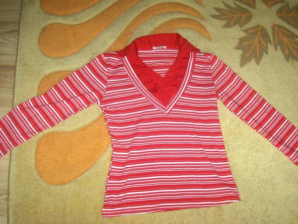 Блузка в 2в1 в червено и бяло райенце HPIM4838_1024x768_.jpg Big