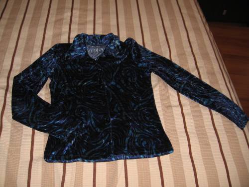 Дамска риза от тъмносиньо кадифе IMG_00541.JPG Big