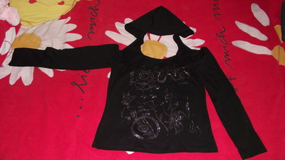 Черна блуза с качулка гол гръб и рамене, размер S – M sonia-k_2012_10190090.jpg Big