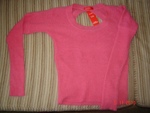 Уникално пуловерче с гол гръб-ново с етикета DSC062221.JPG