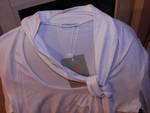 Бяла блуза с панделка на врата MOTIVI PIC05517.JPG