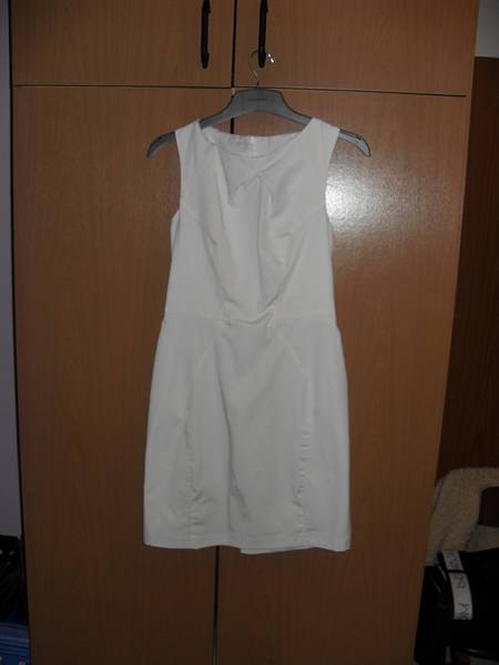 Бяла рокля SDC117111.JPG Big