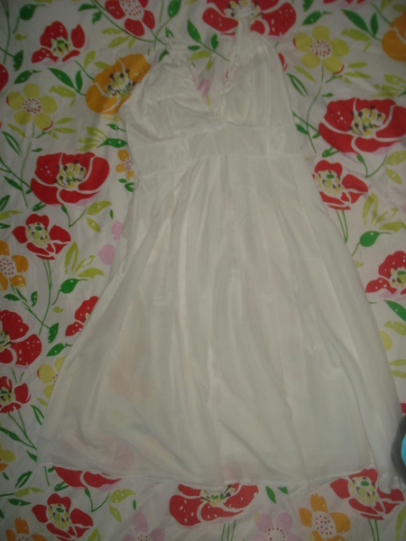 Бяла ефирна рокля So_Shy_DSC03873.JPG Big