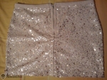 Бяла пола с паети на H&M Nikolchii_42690329_4_800x600.jpg