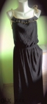 Елегантна черна рокля nadq9002_74640388_5_800x600_elegantna-cherna-roklya-vratsa.jpg