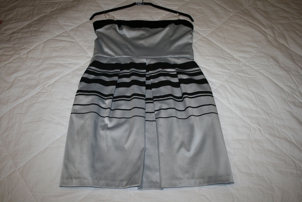 Нова елегантна рокля бюстие /US 11/12/ с подарък чанта плик varadero_201.jpg Big