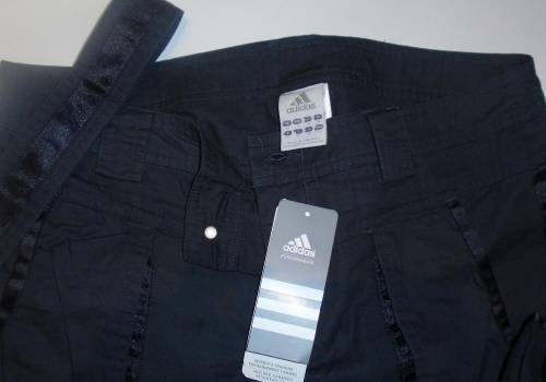 Оригинален панталон на ADIDAS с етикет P5110298.JPG Big