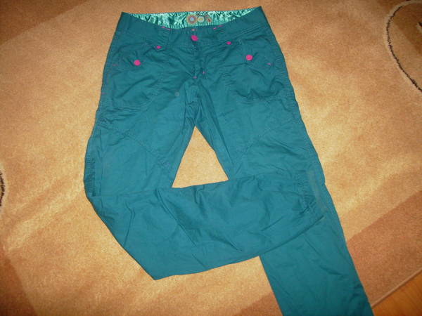 Нов, само изпран, дамски панталон, цвят тюркоаз, М размер - 30лв с пощ. P91600231.JPG Big