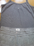 Сив панталон 7/8, на M&Sс подарък потник на NIKE. toni69_DSC05473_Custom_.JPG